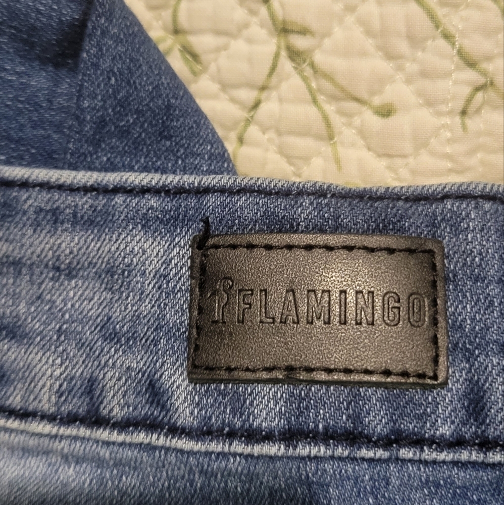 Flamingo Boot Cut - Picture 4 of 8